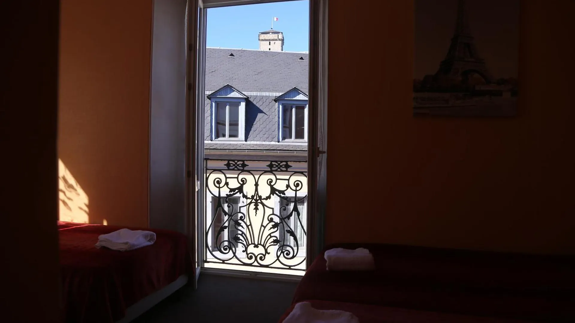 Hotel Restaurant Le Parisien Lourdes France