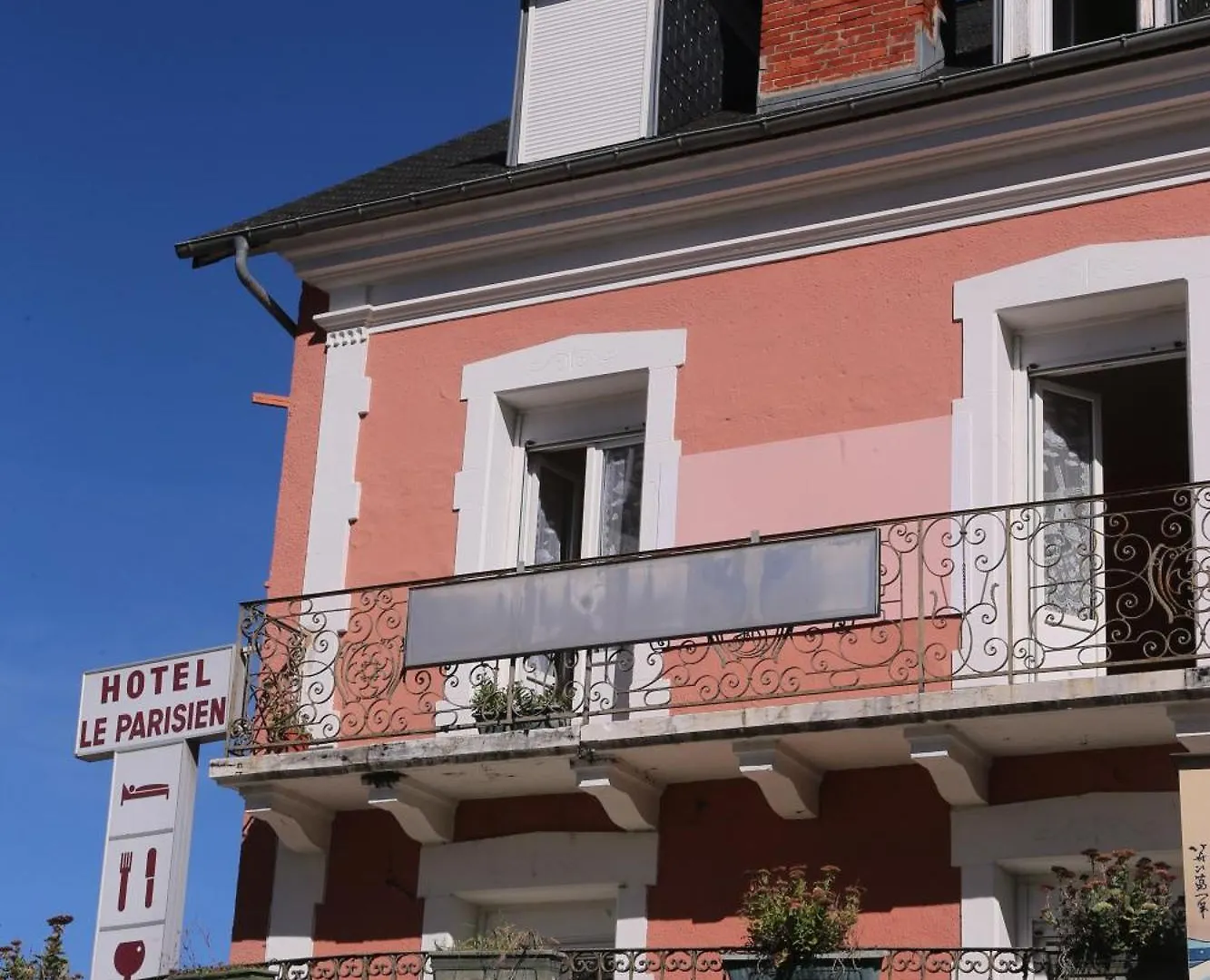 Hotel Restaurant Le Parisien Lourdes